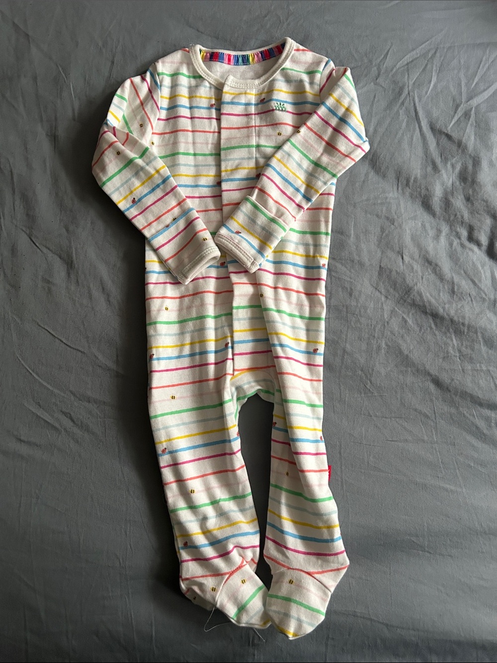 NWOT Magnetic Me Rainbow Stripe Footie 3-6m